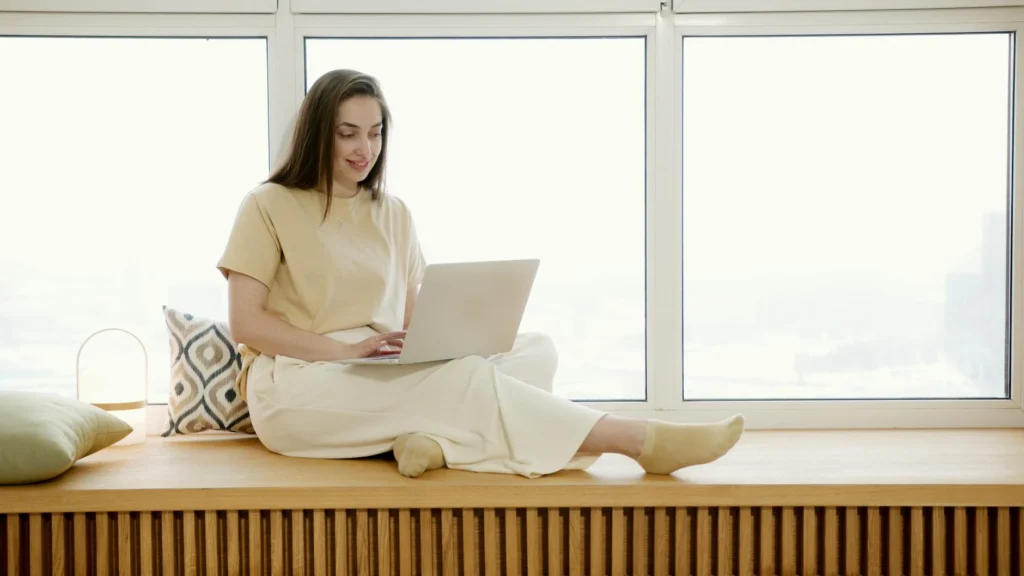 woman working remotely as a virtual assistant