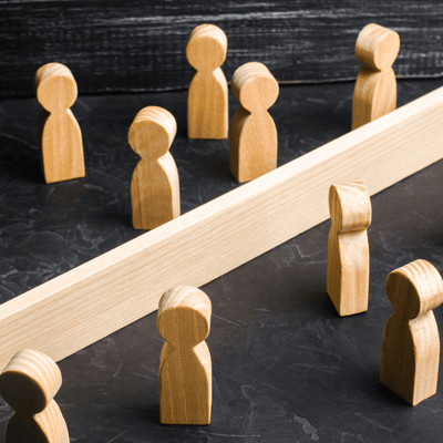 misunderstanding concept- business owner mistake- fail to communicate