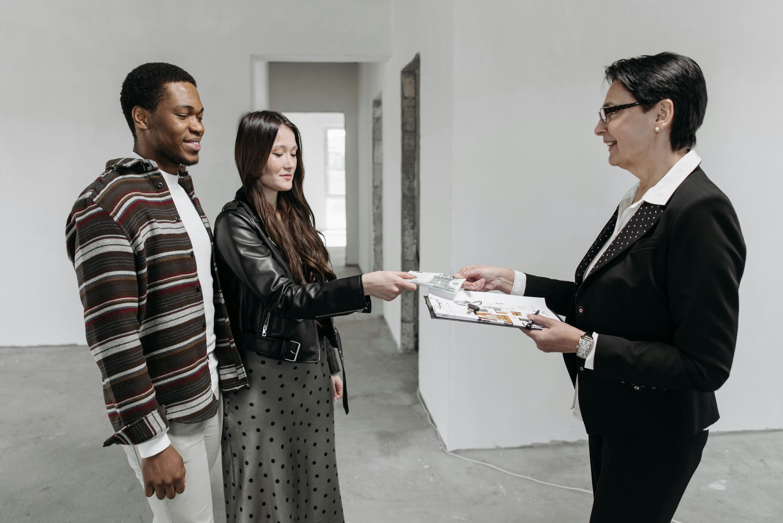 Hire the Top 1% of Remote Transaction Coordinators for Real Estate