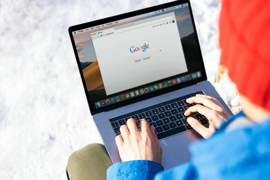 How to Hire a Top SEO Expert Remotely: Founder’s Guide to Senior SEO Without Agency Overhead